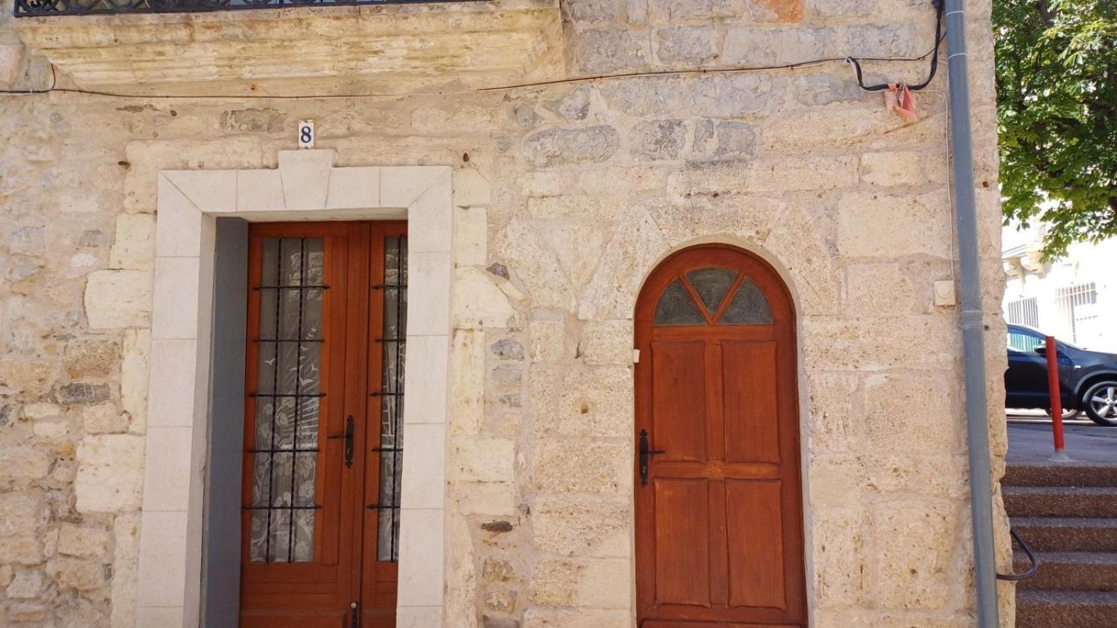 Appartement Chaleureux Dans Une Maison En Pierre Mireval Extérieur photo