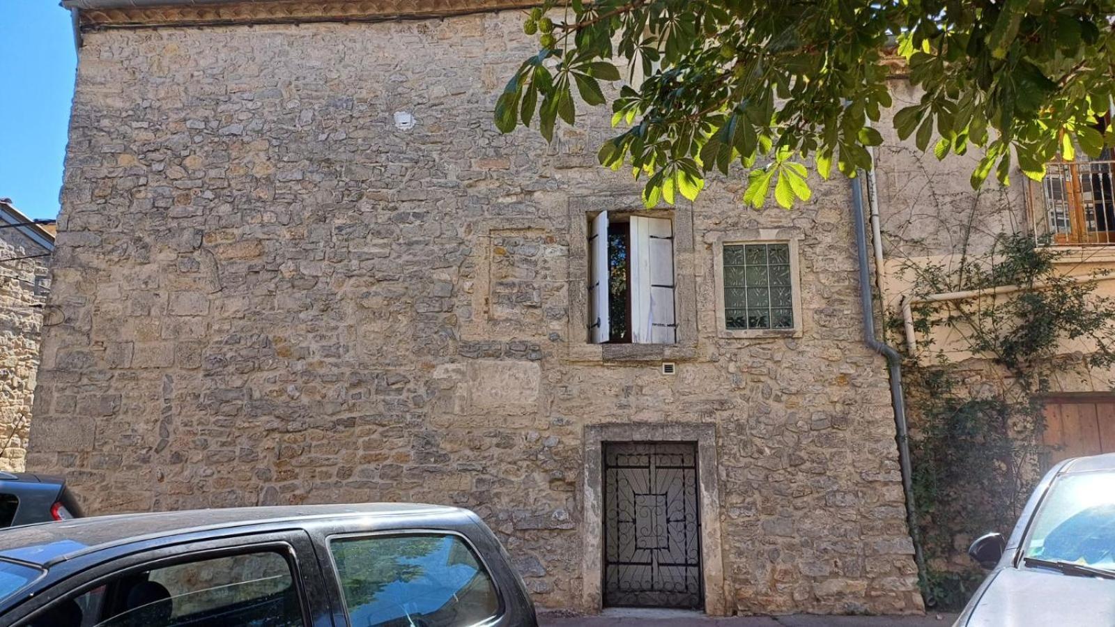 Appartement Chaleureux Dans Une Maison En Pierre Mireval Extérieur photo